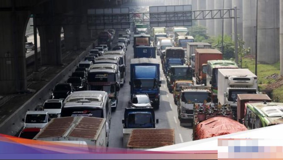 Macet di Tol Arah Jakarta Jadi Keluhan Harian Pengguna Jalan