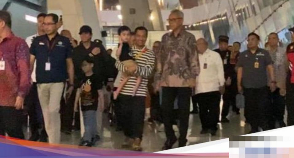 WNI dari Iran Pulang Lewat Azerbaijan, Pemerintah Tegaskan Proses Evakuasi Jalan Terus